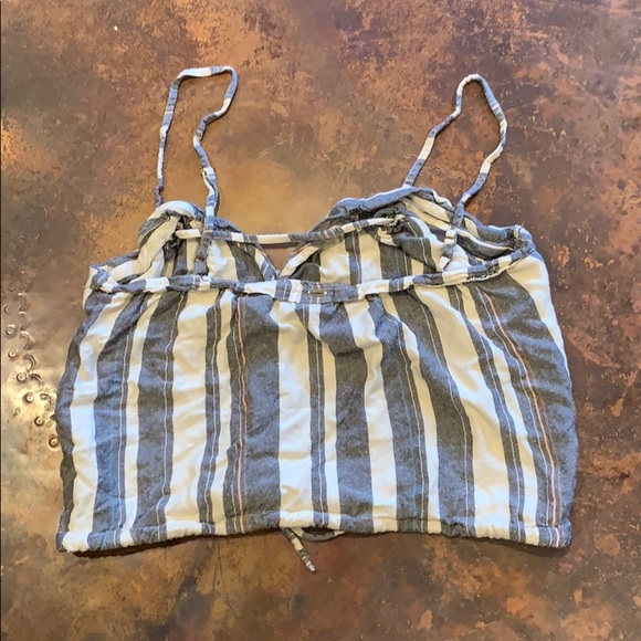 Grey and Off-white Striped Crop Top - Picture 4 of 4
